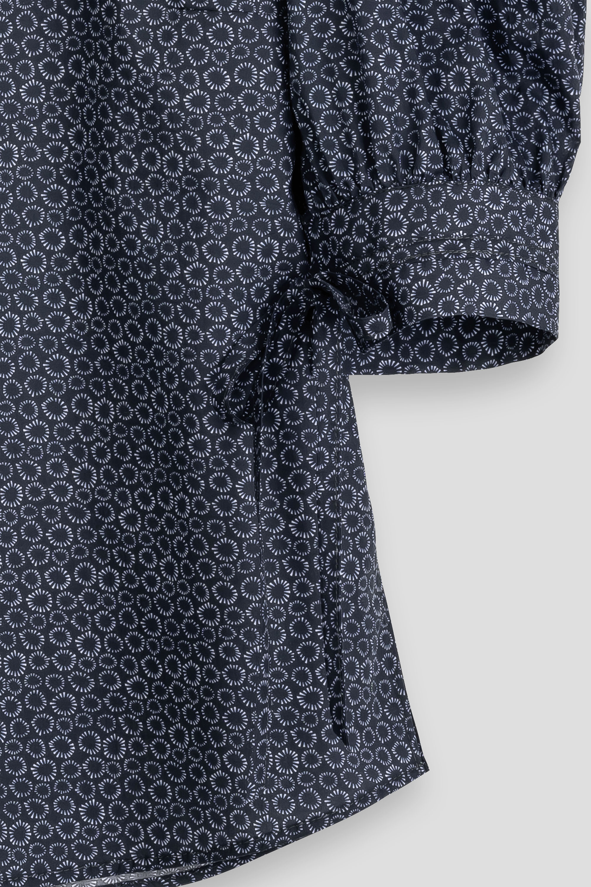Bluse-Damen-Muster-dunkelblau-Tula