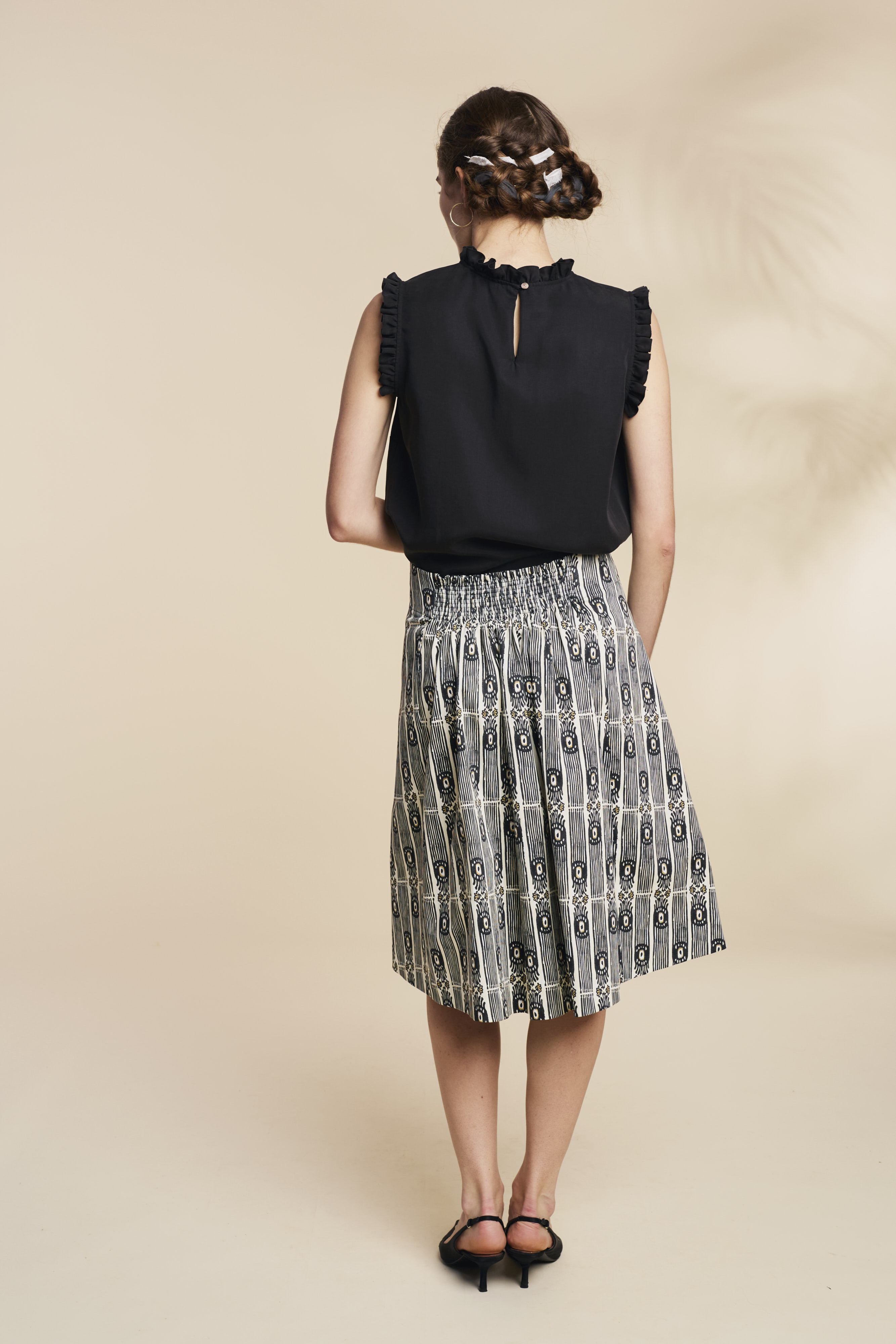 Trachtenrock-Muster-schwarz-Riedsee