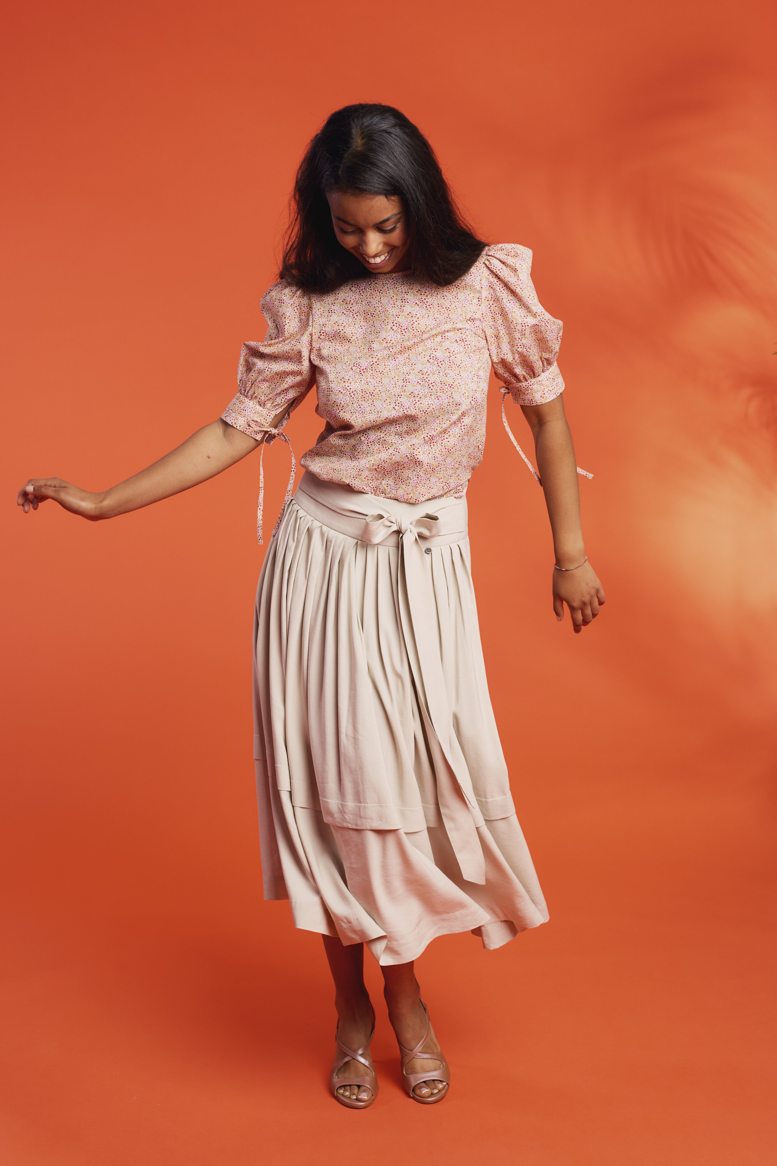 Trachtenrock-Leinen-beigegrau-Kirchsee