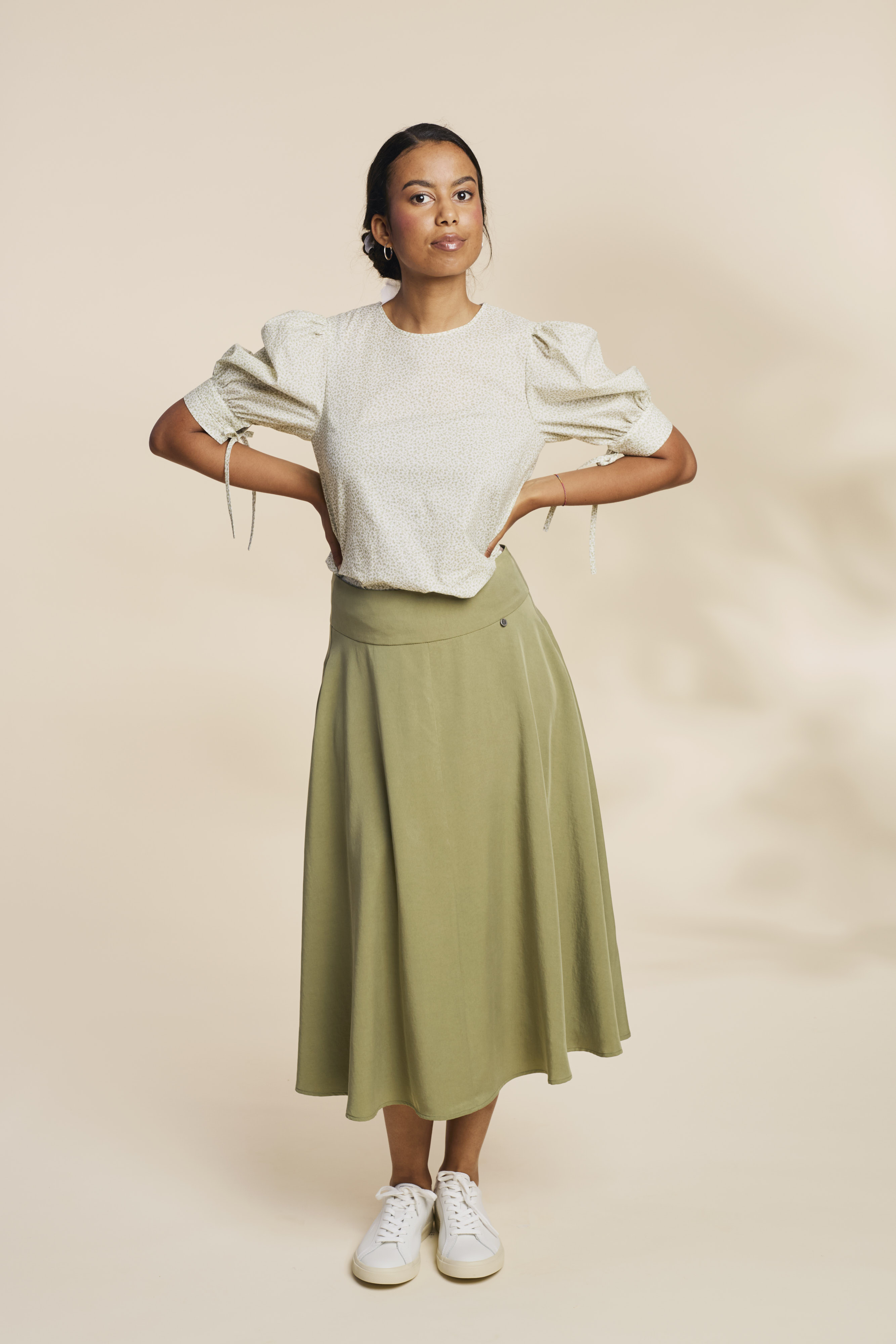 Bluse-Damen-Muster-gruen-Tula