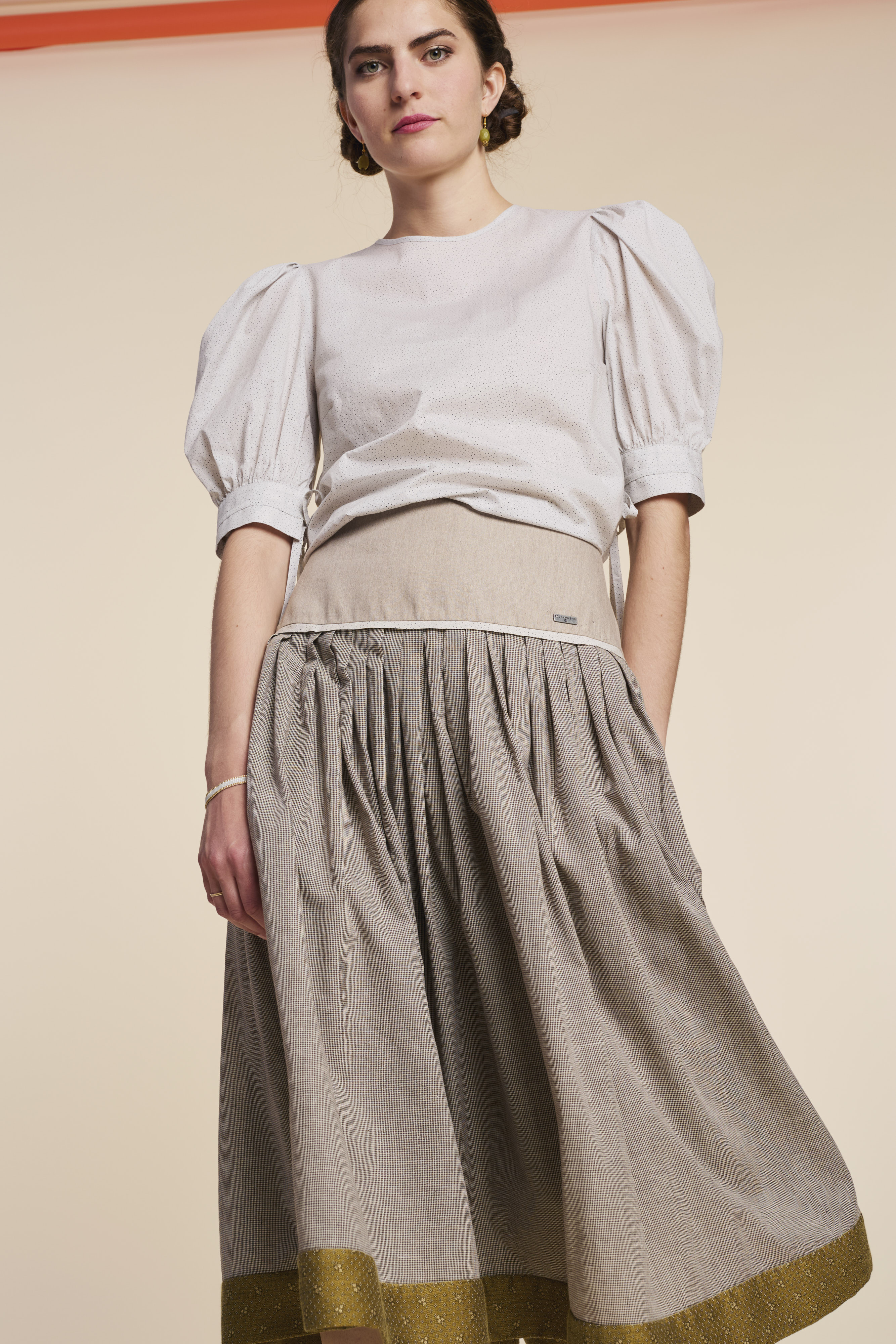 Bluse-Damen-Muster-beigegrau-Tula