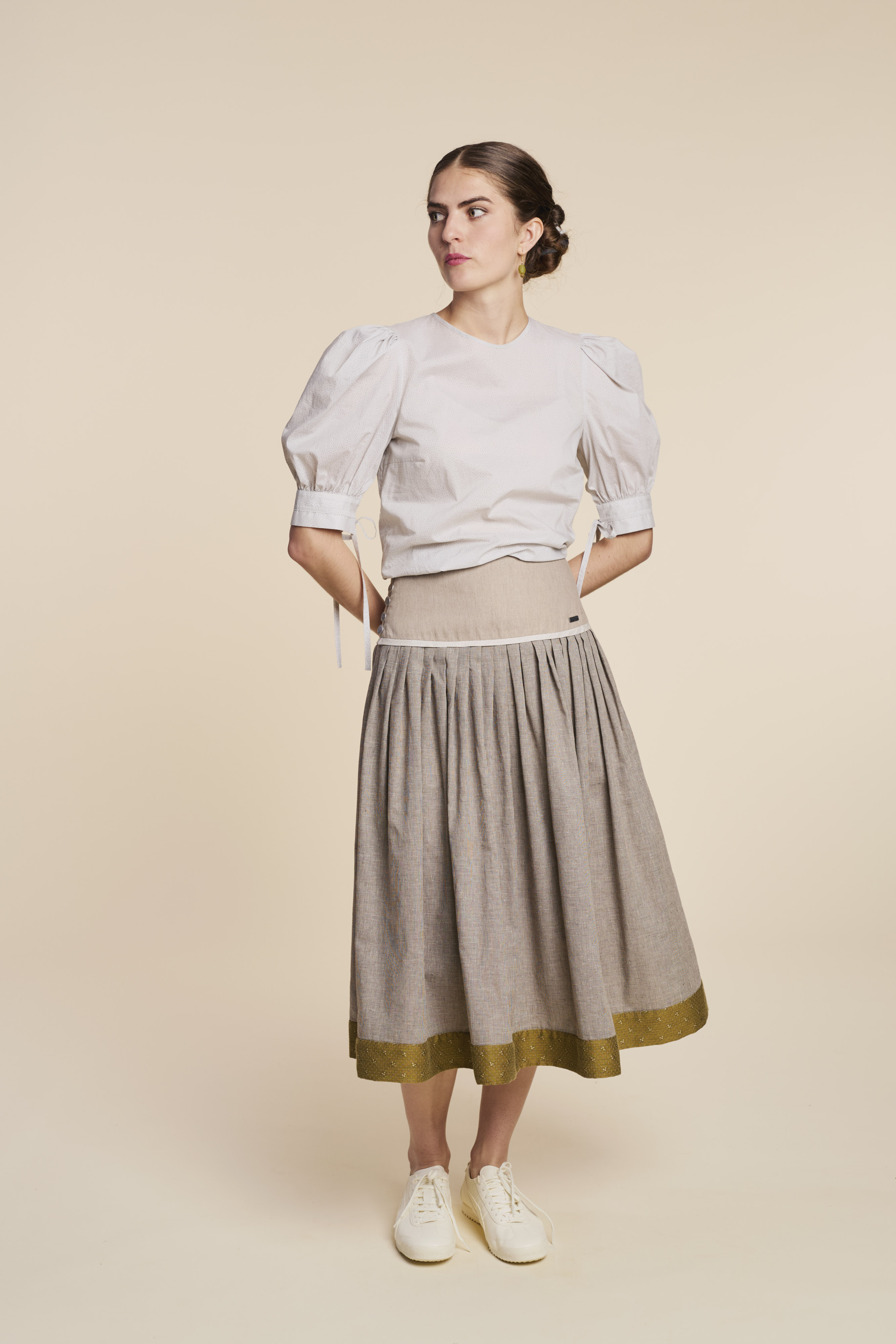 Bluse-Damen-Muster-beigegrau-Tula