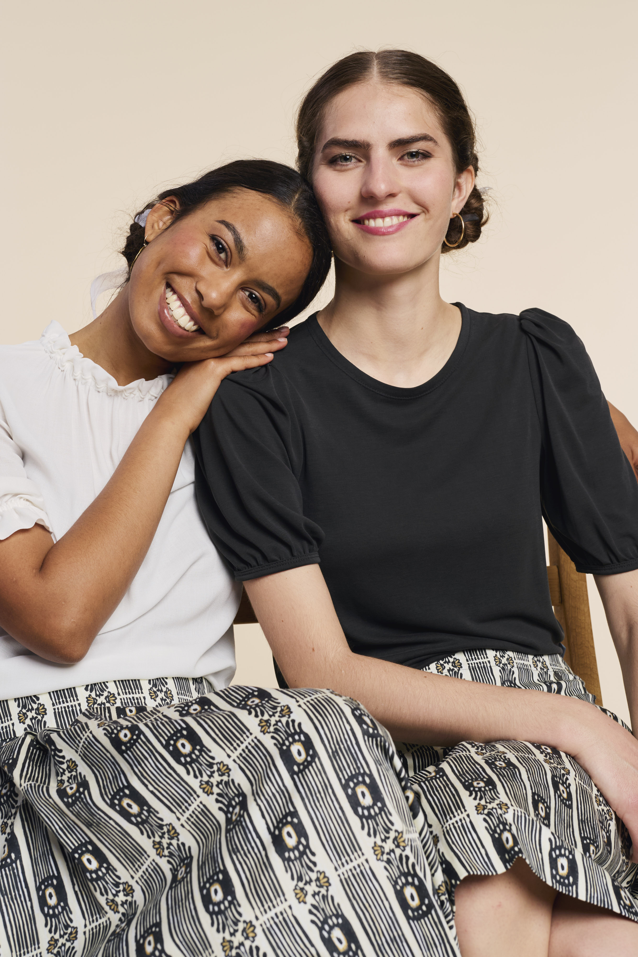 Shirt-Damen-Puffaemel-schwarz-Tabea