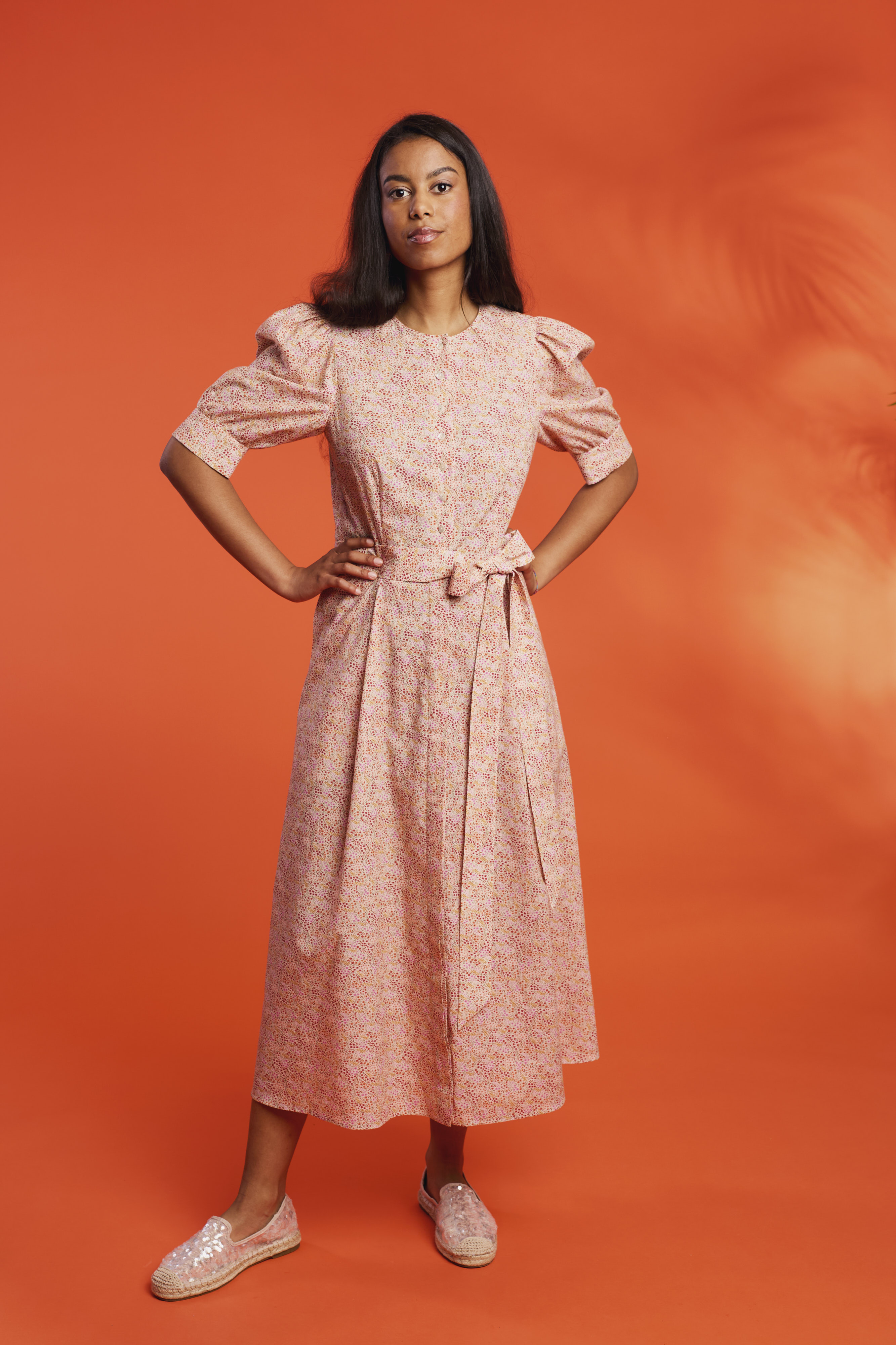 Trachtenkleid-Muster-rosarot-Tulipa