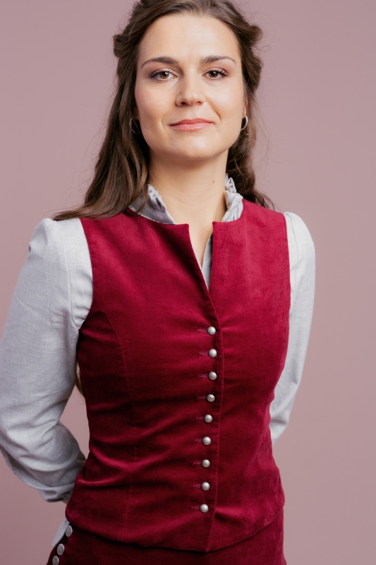 Trachtenweste-Spenzer-Damen-Samt-dunkelrot-Nanni-Bachmaier