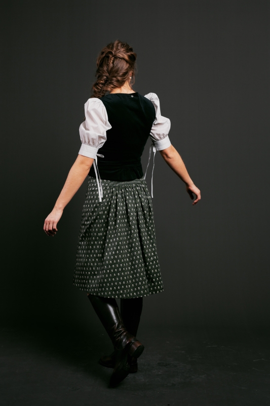 Trachtenweste-Spenzer-Damen-Samt-schwarz-Nanni-Baumgartner