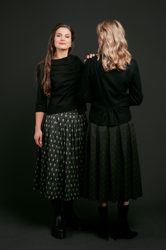 Trachtenjacke-Damen-Schurwolle-schwarz-Kofel