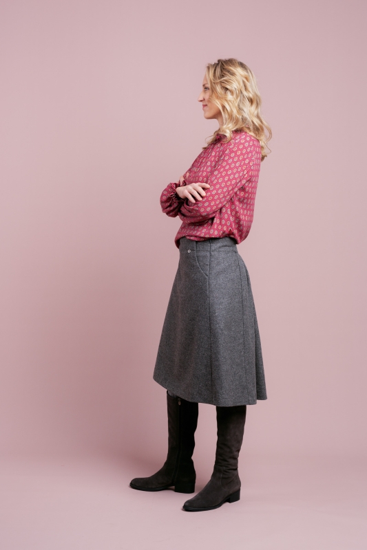 Blouse-ladies-frill-pattern-red-pink-Emma