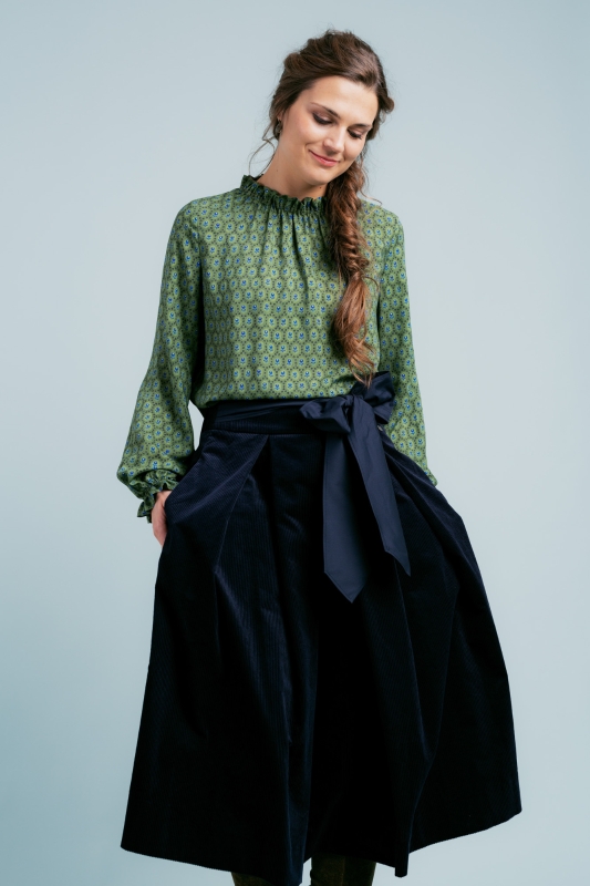 Bluse-Damen-Rueschen-Muster-gruen-blau-Emma
