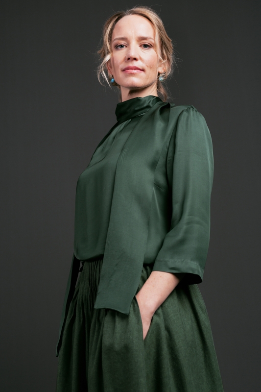 -Traditional-skirt-long-dark-green-Windach
