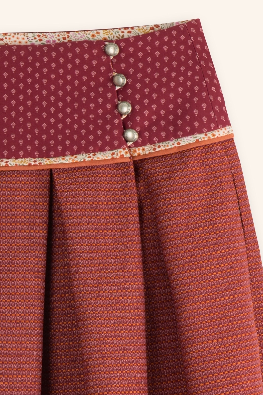 Trachtenrock-lang-beerenrot-Gluad