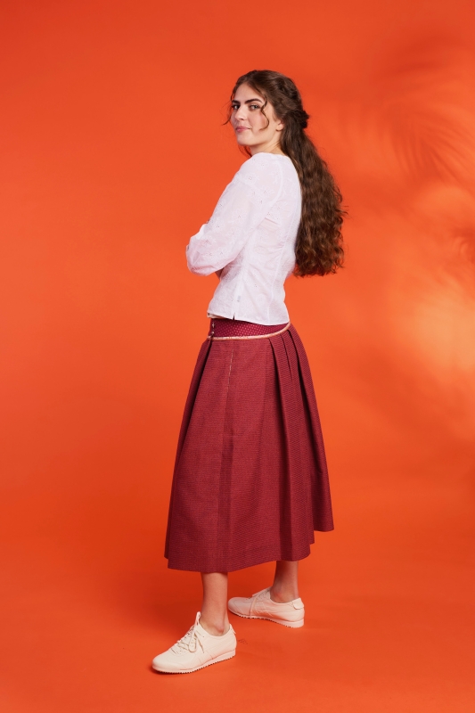 Trachtenrock-lang-beerenrot-Gluad