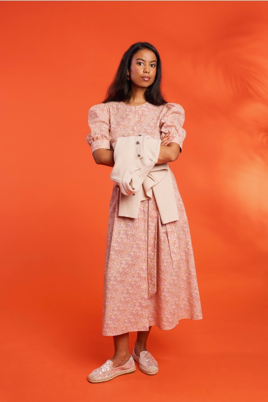 Trachtenkleid-Muster-rosarot-Tulipa